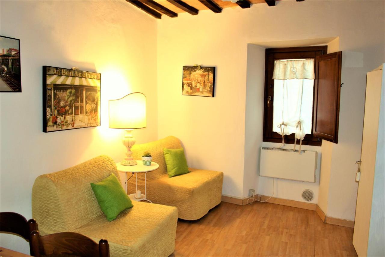 Red House Daire Gubbio Dış mekan fotoğraf