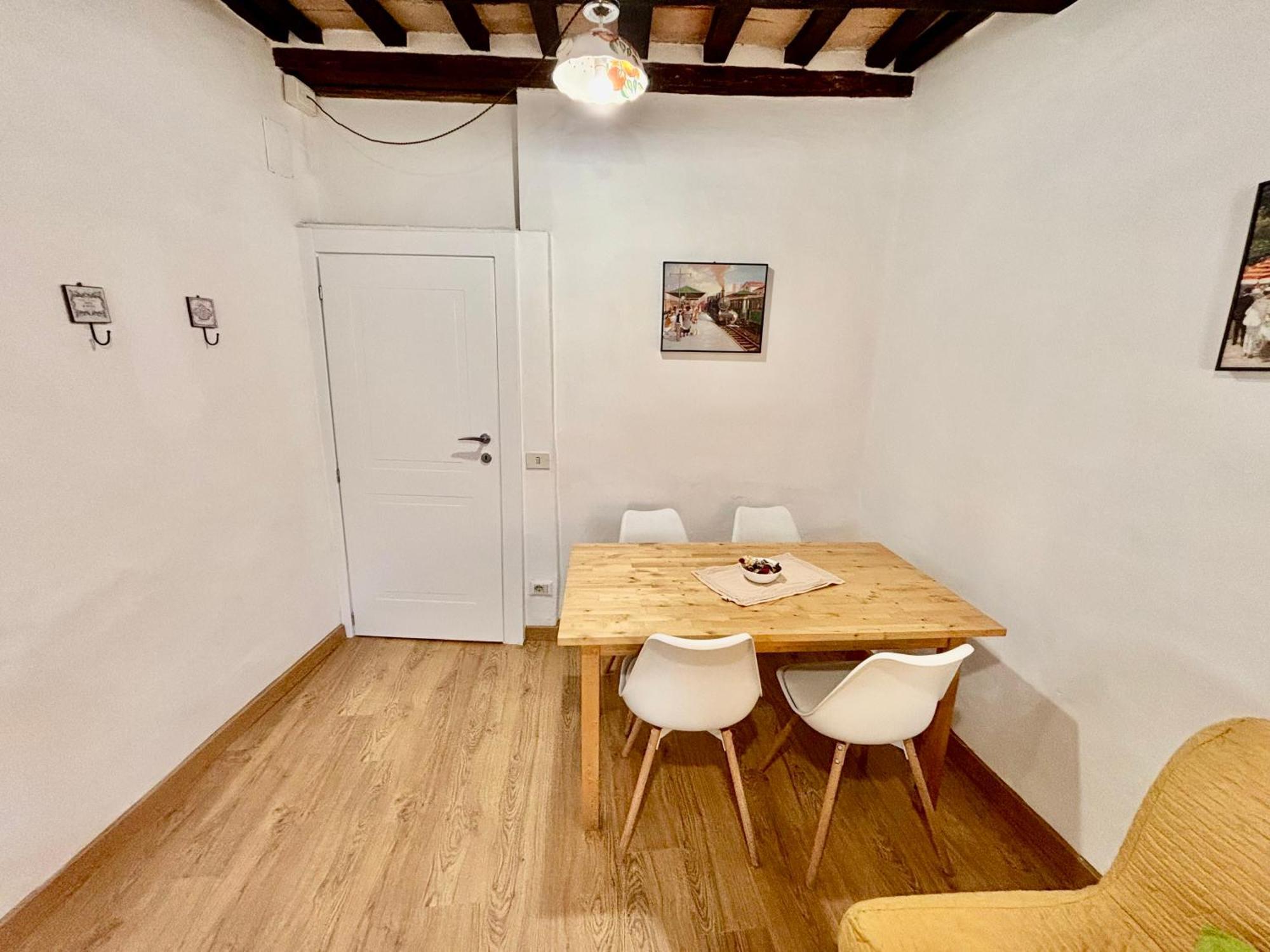 Red House Daire Gubbio Dış mekan fotoğraf